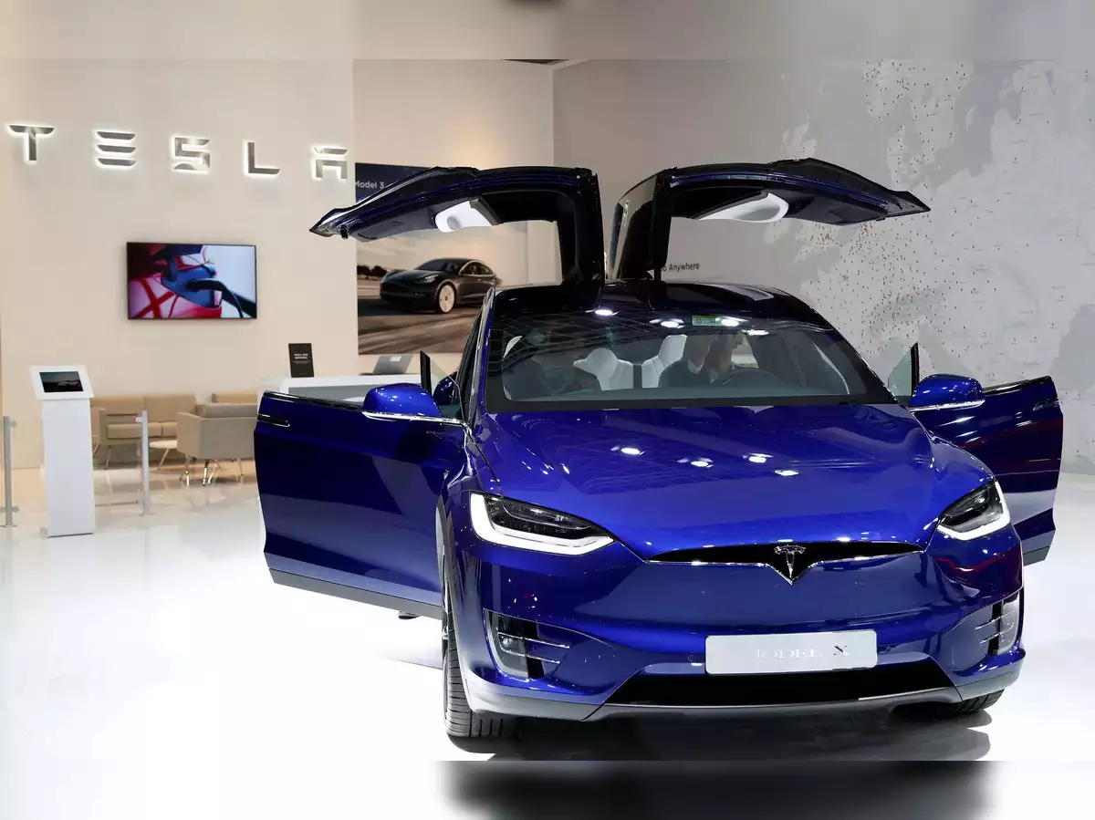 Tesla cuts Model S, X prices